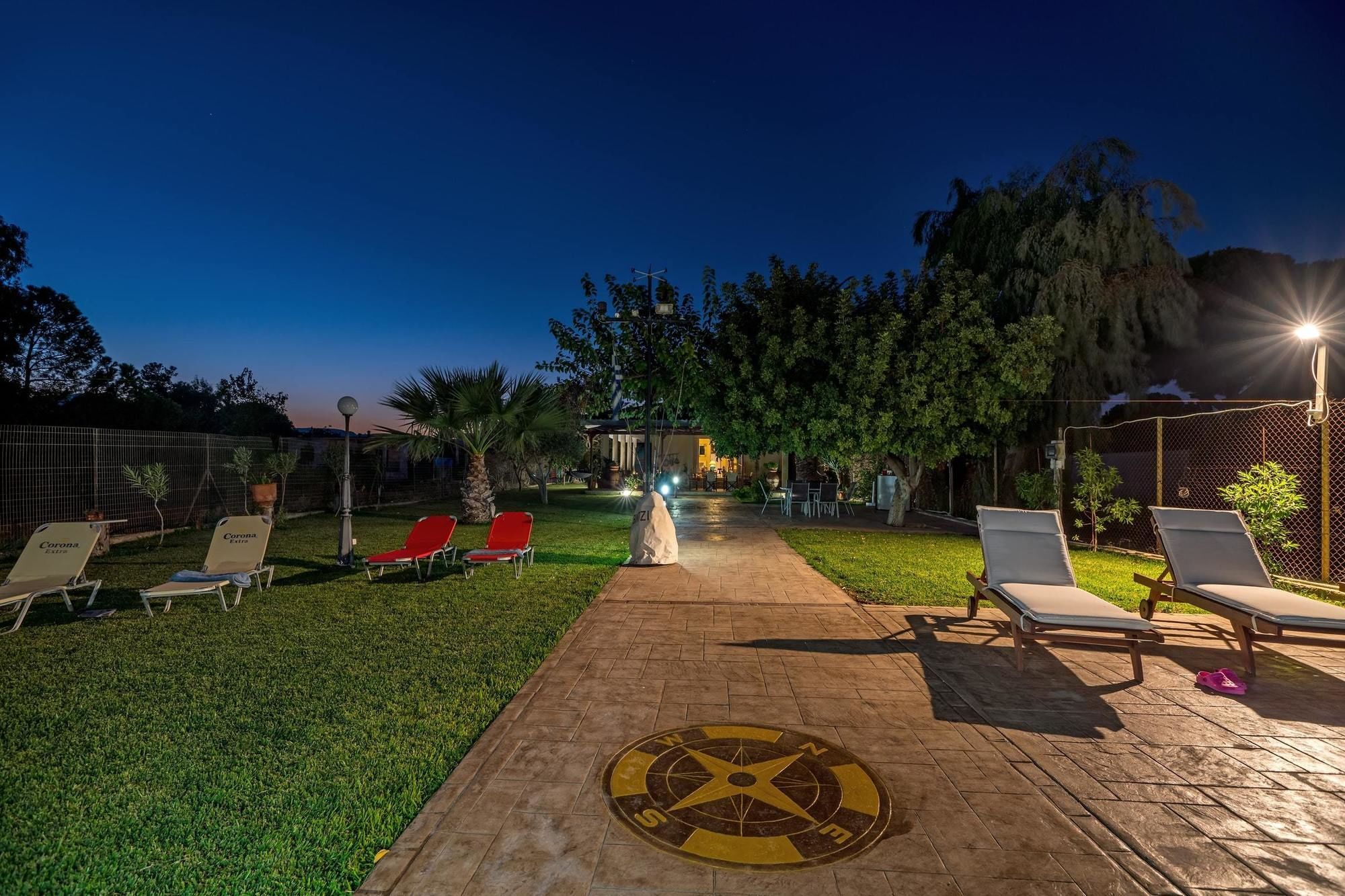 Maria'S Seaside Villa - House With 3 Rooms In Marathon, With Wonderful Экстерьер фото